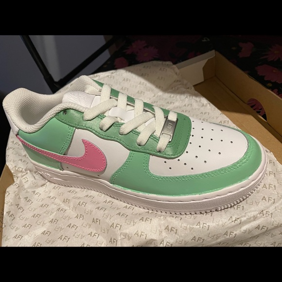 Nike Air Force 1 Spruce Aura Pink Custom - Picture 1 of 4